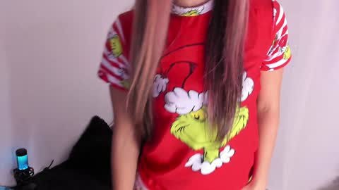 Snapshot of steffy_dan chatting on December 21, 4:41 am Steffy online show from December 21, 4:41 am