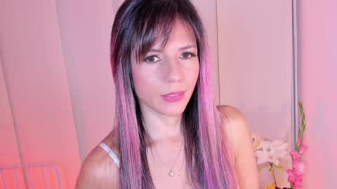Snapshot of steffy_dan chatting on December 5, 3:37 am Steffy online show from December 5, 3:37 am