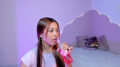 stefie online show from January 2, 7:18 pm