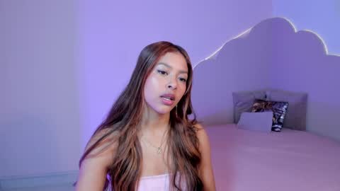 stefie online show from December 8, 5:44 pm