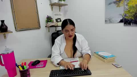 Stefy  online show from March 25, 3:59 pm