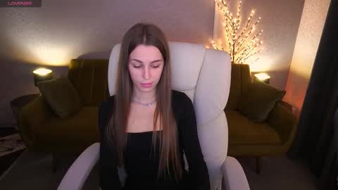 stellahoneywell online show from November 22, 2:09 pm