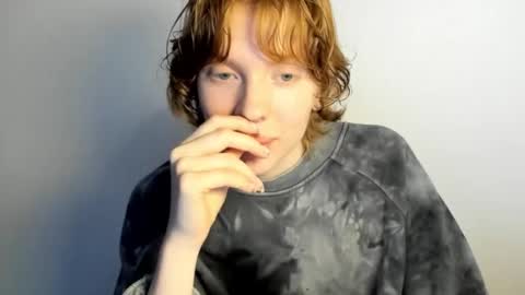 S T E L L A online show from January 14, 10:31 am