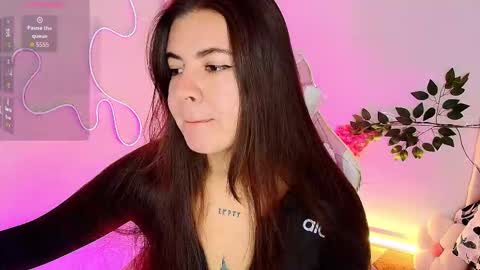 Emma online show from February 20, 6:53 pm