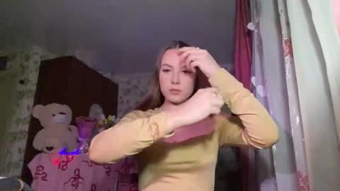 Stephani online show from March 9, 3:15 pm