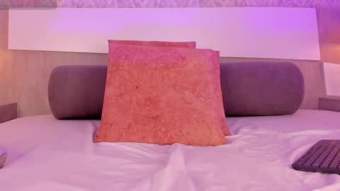 stephany_harlot online show from June 2, 12:33 am