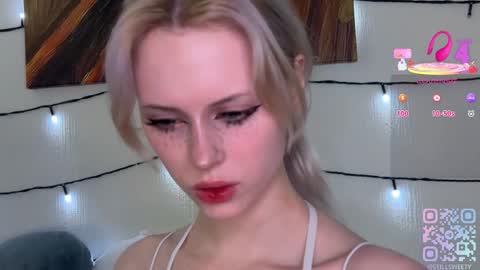 stillsweety online show from February 18, 1:59 am