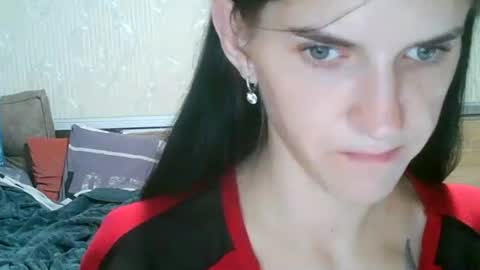 Snapshot of strawberry_storm chatting on September 11, 7:25 pm Strawberry Storm online show from September 11, 7:25 pm