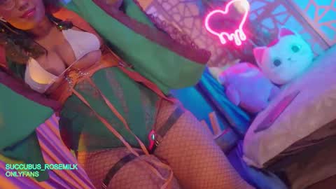 Succubus RoseMilk online show from February 2, 12:31 am