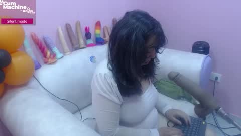 Sucky  online show from November 3, 12:09 pm