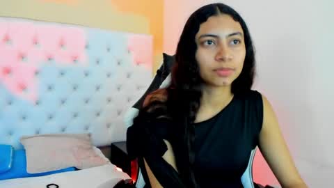 sue_stark online show from May 14, 9:20 pm