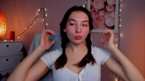 Megan online show from December 27, 1:50 pm