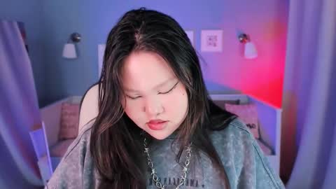 Snapshot of sugarnekoo chatting on October 9, 7:12 am Neko follow me online show from October 9, 7:12 am