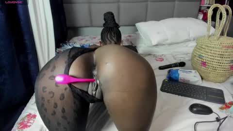 suhaila_suu online show from March 5, 1:12 am