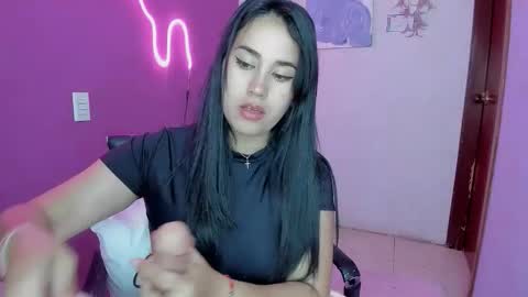 Snapshot of sulmatevans_ chatting on October 13, 2:14 am Diana online show from October 13, 2:14 am