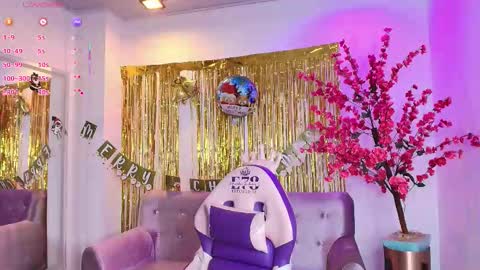 summer_miller online show from December 22, 11:46 am