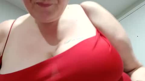 Summer Divine online show from November 10, 2:17 am