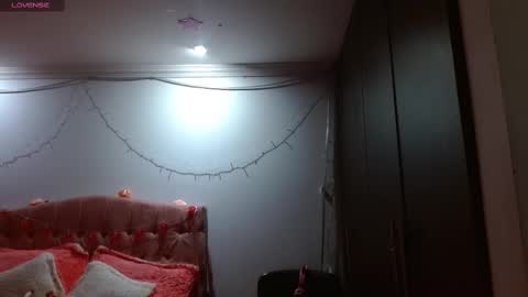Snapshot of sunflower_dance chatting on February 23, 2:24 am Jeraldine online show from February 23, 2:24 am