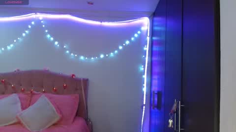 Snapshot of sunflower_dance chatting on February 18, 3:10 am Jeraldine online show from February 18, 3:10 am