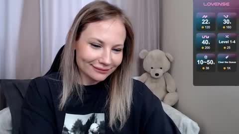 Naomi online show from March 2, 5:08 am