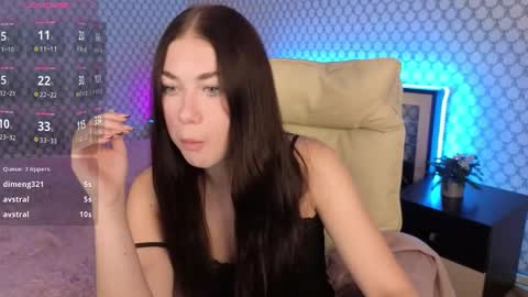 S U N N Y online show from October 4, 3:27 pm