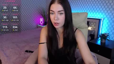 S U N N Y online show from October 7, 1:04 pm