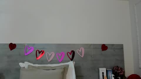 sunnywhitee online show from March 2, 6:58 pm