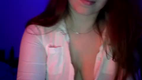 Snapshot of sunset_li chatting on February 26, 3:43 pm Lisa online show from February 26, 3:43 pm