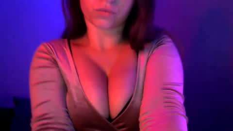 Snapshot of sunset_li chatting on October 15, 3:25 pm Lisa online show from October 15, 3:25 pm