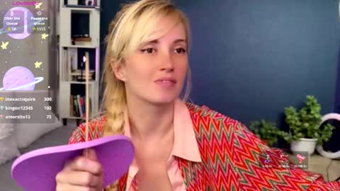 Snapshot of super_peach_stream chatting on September 18, 5:22 pm ANNApvt open full info in bio online show from September 18, 5:22 pm