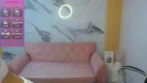 Susy online show from April 16, 9:25 pm