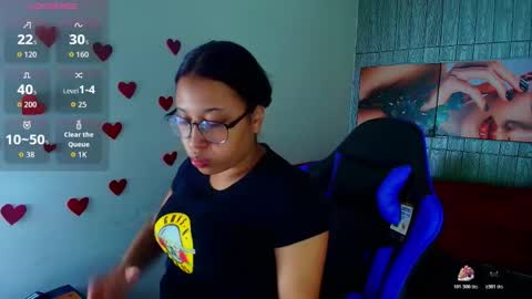 susan online show from February 16, 8:30 pm