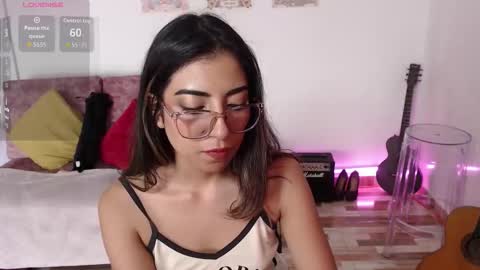 Susana hendrix    online show from January 8, 6:45 pm