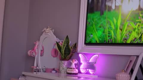 SusanJewel online show from March 4, 8:10 am