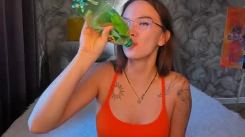 susannjohnson online show from June 29, 12:28 am