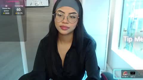 Snapshot of sussan_love01 chatting on February 27, 2:54 pm Susan online show from February 27, 2:54 pm