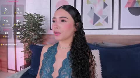 Snapshot of sussanalee chatting on February 15, 12:01 pm Your Squirt queen online show from February 15, 12:01 pm