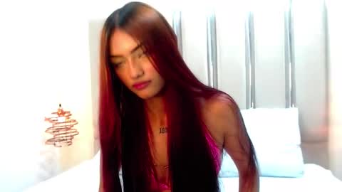 Sussy online show from December 13, 9:43 pm