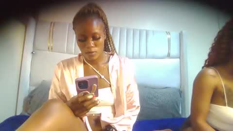 Wildpeachy online show from February 4, 6:22 pm