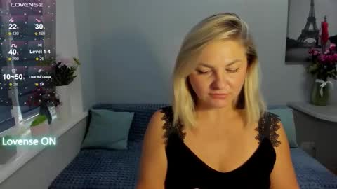 Margaret  online show from November 5, 2:00 pm