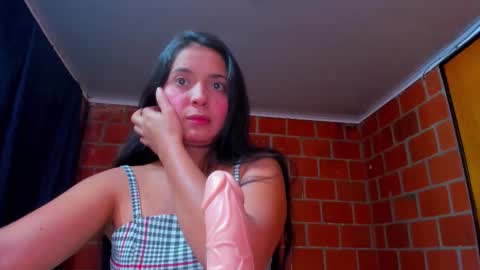 sweet and hot alaia online show from January 15, 1:00 am