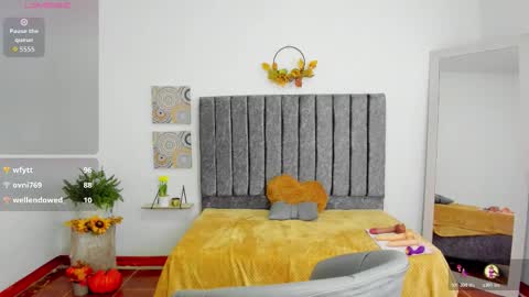 Snapshot of sweet_catita chatting on October 23, 3:18 pm Cata online show from October 23, 3:18 pm