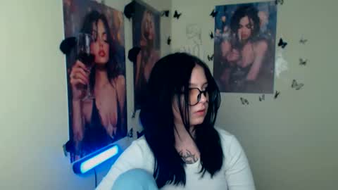 Ivy online show from February 9, 1:24 pm