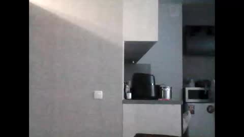 sweet_cute98 online show from December 14, 10:21 am