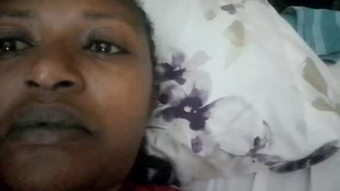 sweet_ebony001 online show from July 24, 10:50 pm