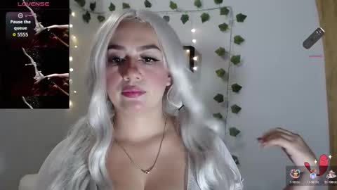 carolina online show from November 16, 9:04 pm