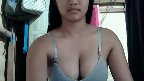 Hazel online show from February 7, 10:57 pm