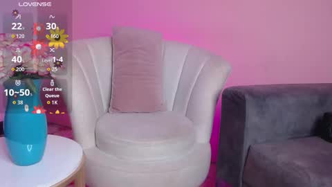 Nella online show from December 18, 7:07 pm