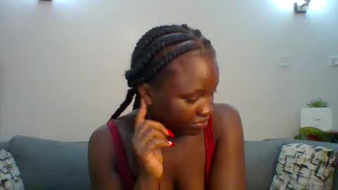 Snapshot of sweet_jenica chatting on February 18, 4:48 am ESTHER NEEMA online show from February 18, 4:48 am