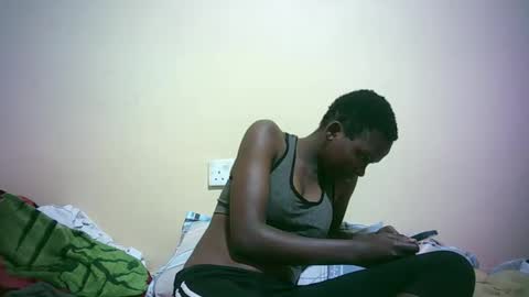 millarn online show from March 9, 12:42 am